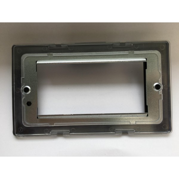 Varilight XDEG4.BB Brushed Brass DataGrid Twin Plate (4 Grid Spaces)